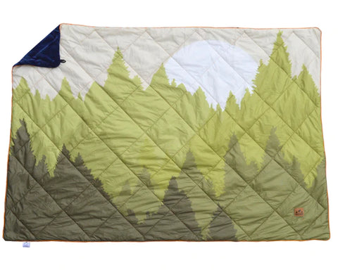 Chilly Moose Evergreen Tofino Blanket